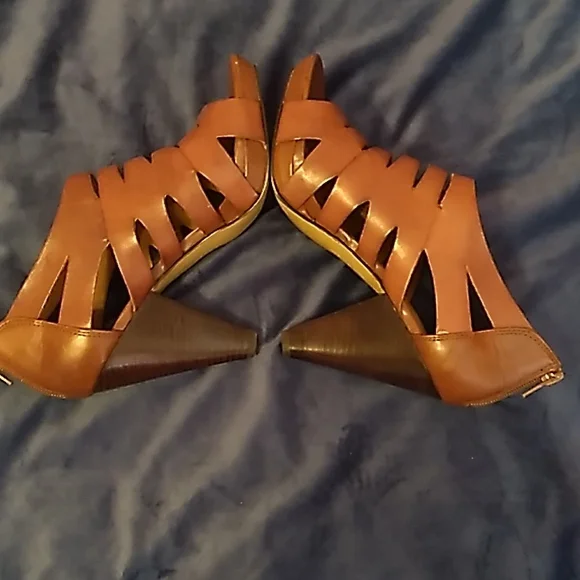 Franco Sarto Brown High Heel Zip Back Gladiator Shoes - Picture 4 of 8
